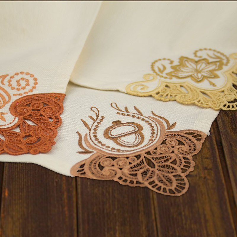 Linen Table Napkin 20x20 - Customizable Lace Corners