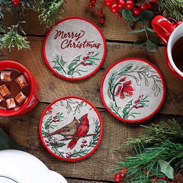 Set of 2 Round Linen Padded Coasters - Very Merry Christmas