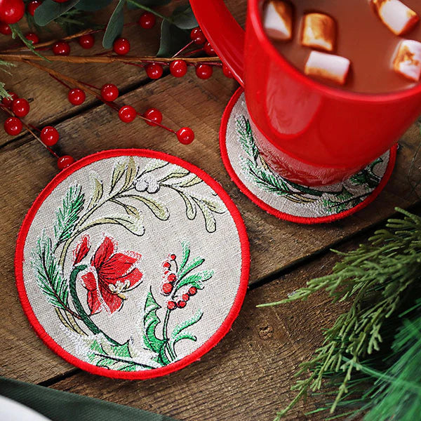Set of 2 Round Linen Padded Coasters - Very Merry Christmas